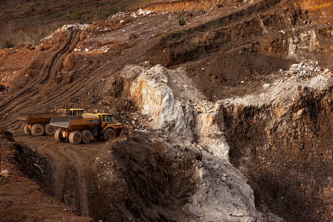 Mali : plusieurs syndicats menacent de grève à la mine d’or de Loulo-Gounkoto