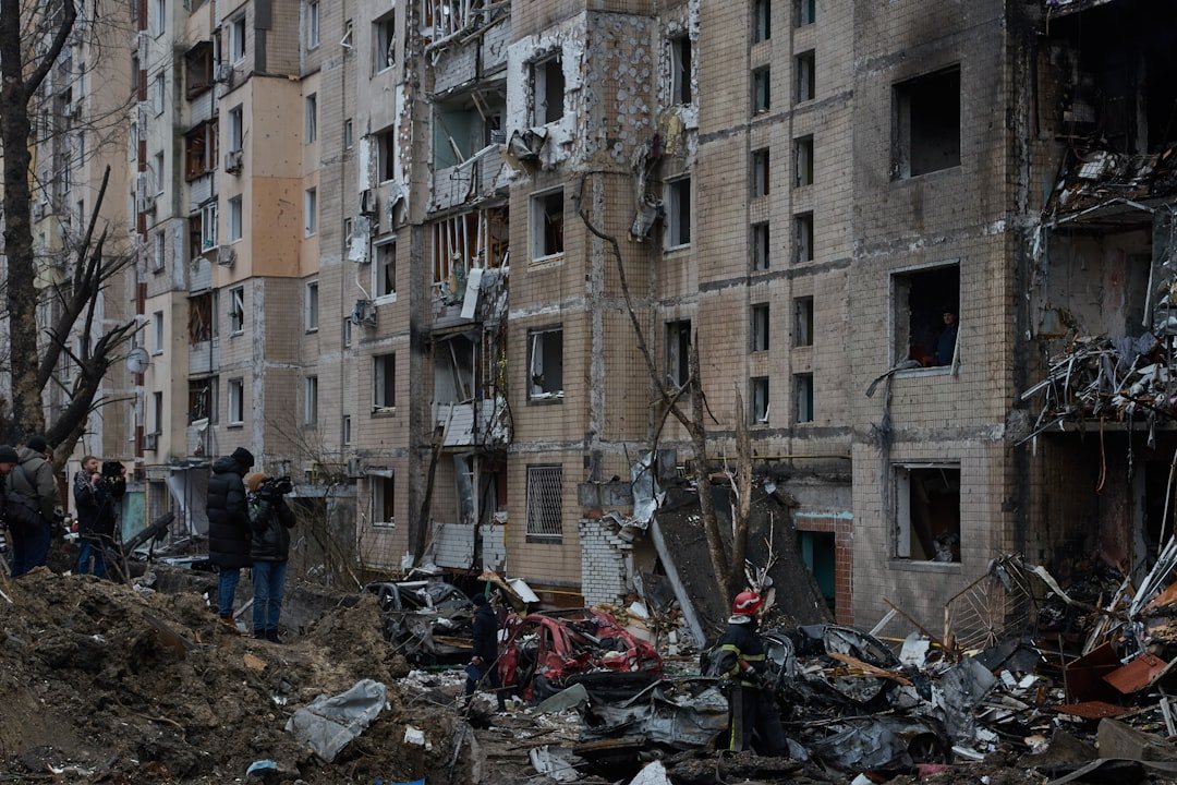 Ukraine et Russie : des frappes croisées de drones font au moins cinq morts