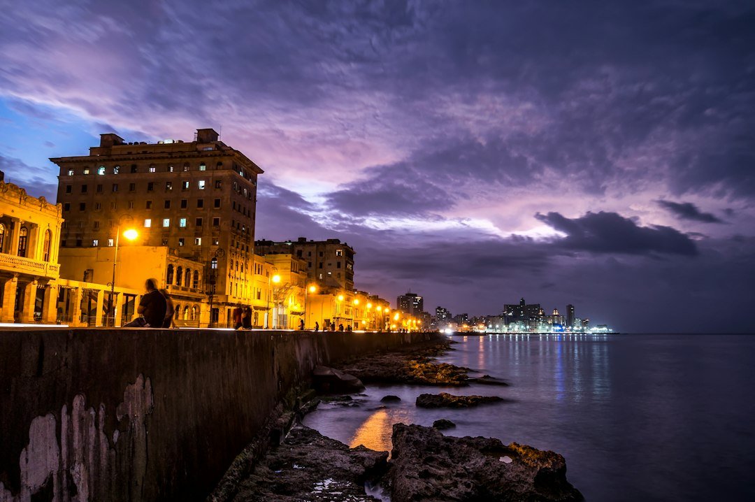 Cuba plongée dans le noir après un nouvel effondrement du réseau électrique