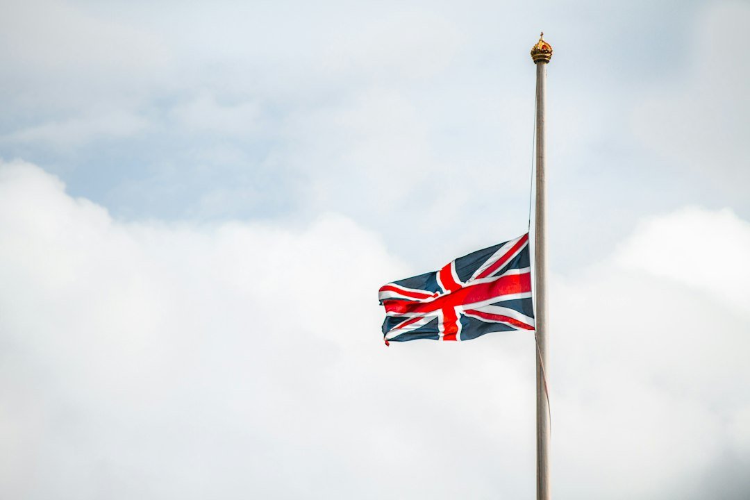 Drapeau britannique illustrant le débat sur les relations avec l’Union européenne