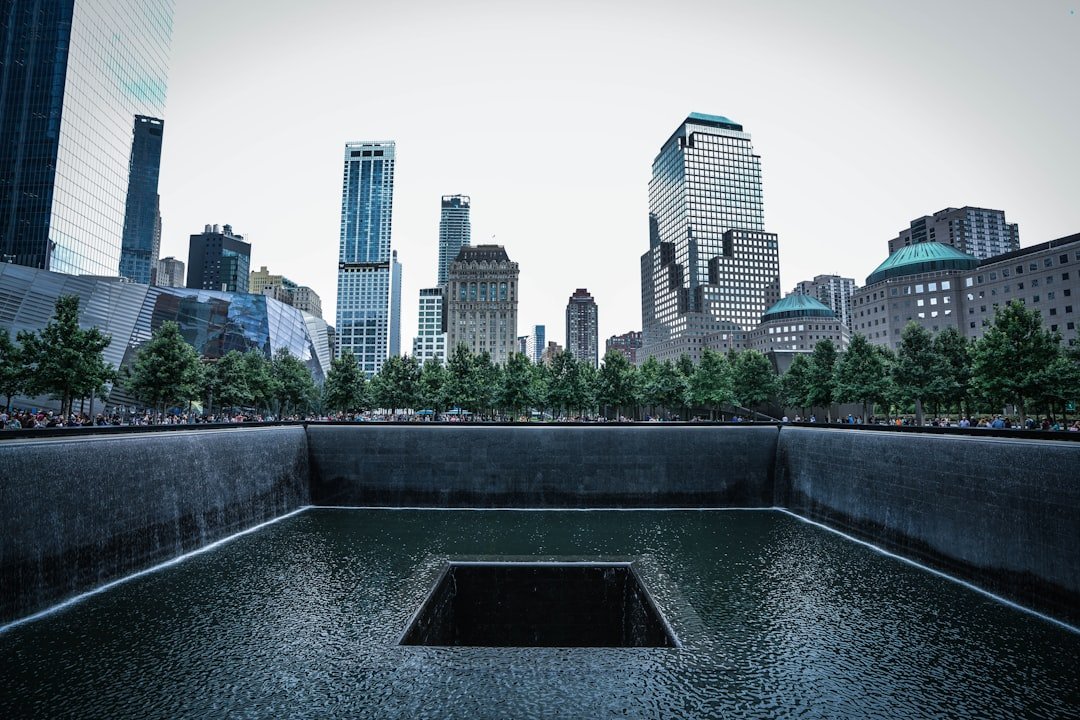 États-Unis : le pays commémore les 25 ans des attentats du 11 Septembre