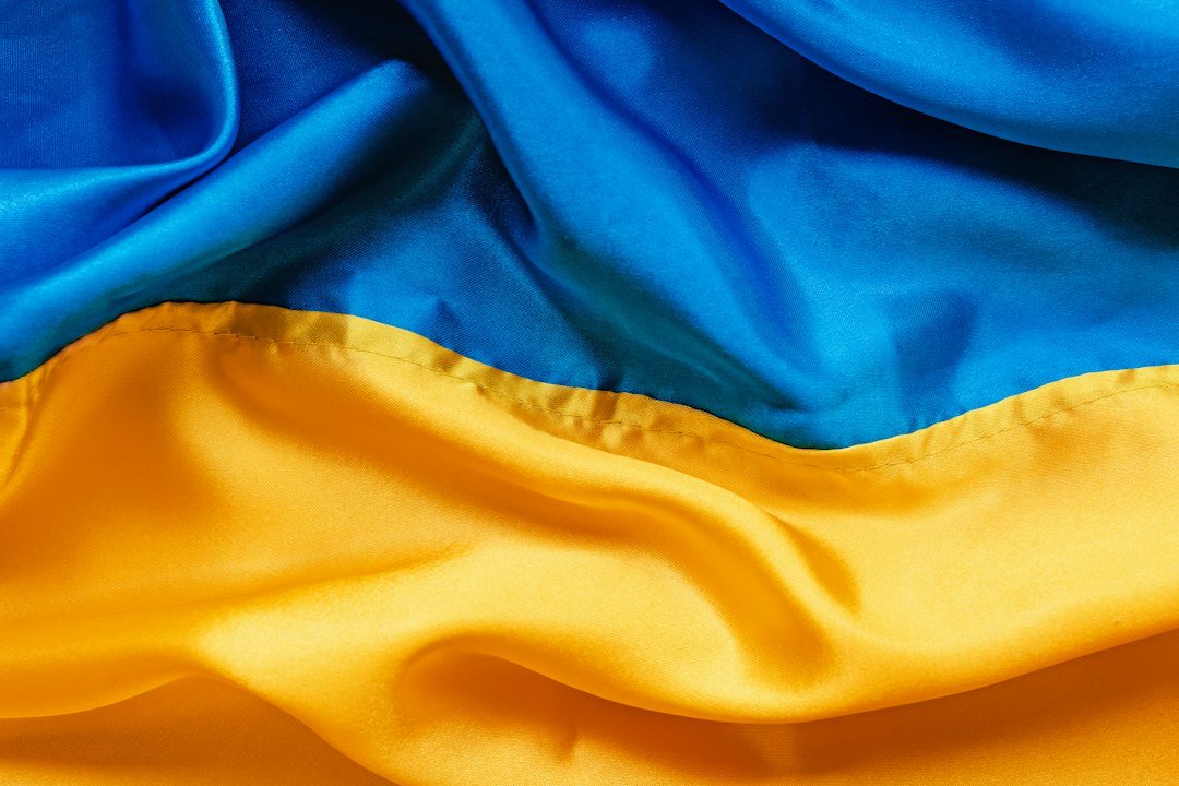 Drapeau ukrainien symbolisant la coopération entre l’Allemagne et l’Ukraine
